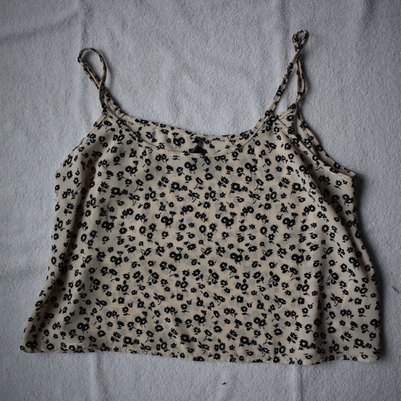Forever 21 camisole tank - Picture 3 of 4